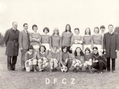 Wie Zürich einst Frauenfussball&nbsp;inserierte